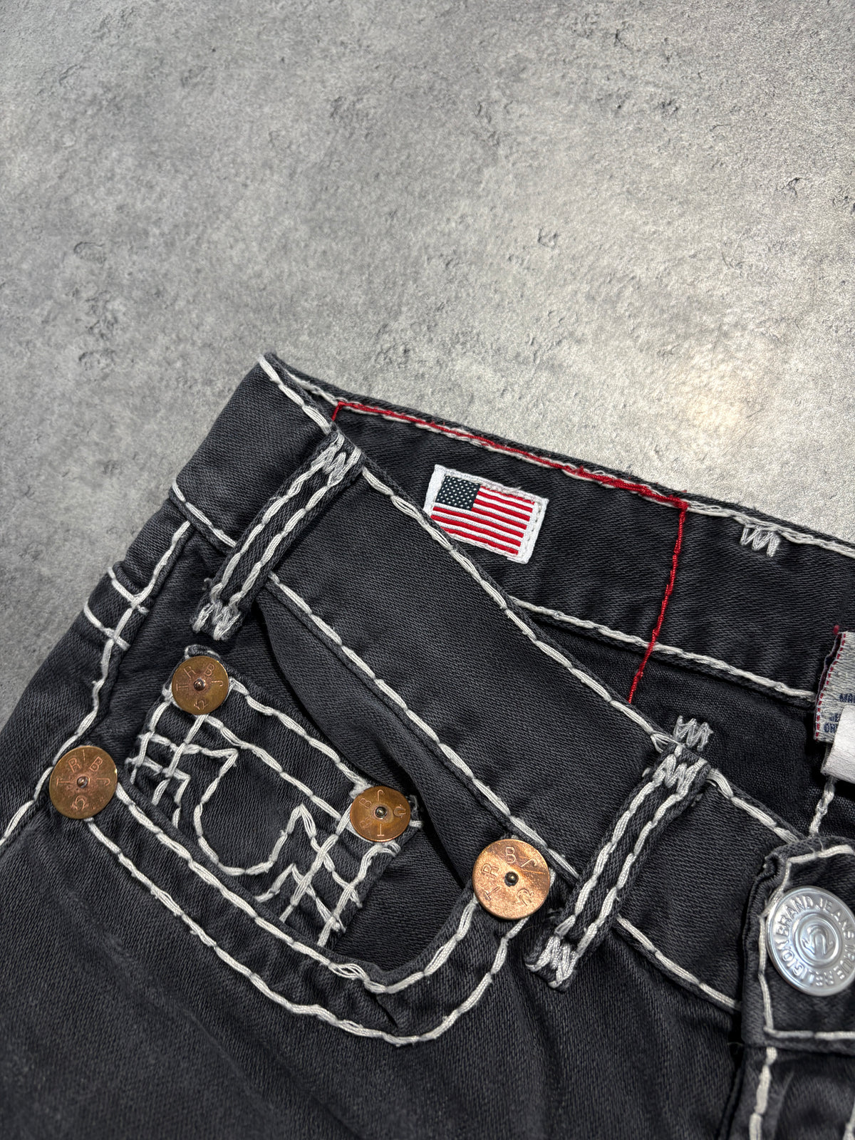 2000s *RARE* True Religion Black Y2K Jeans