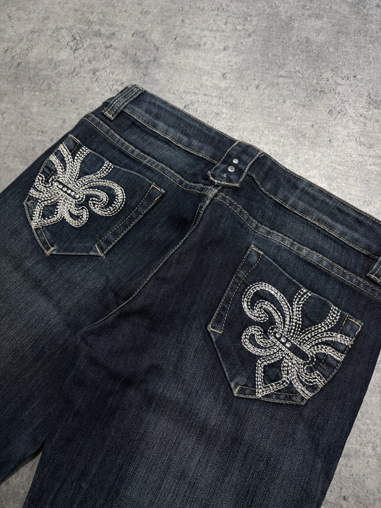 2000s Navy Flare Embroidery Jeans