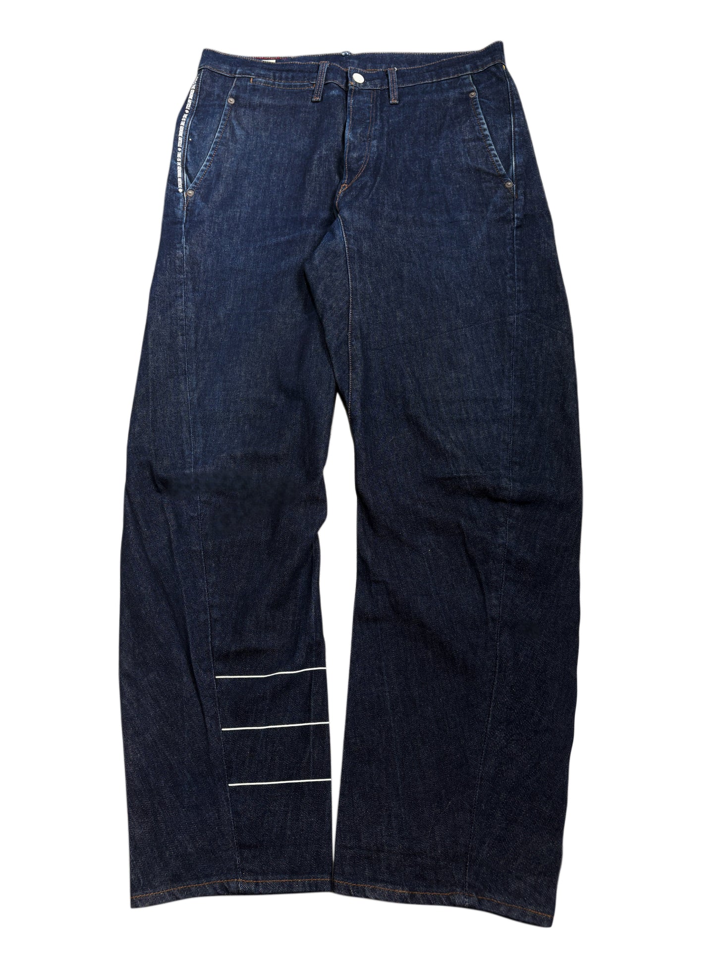 2000s *RARE* LEVI’S ENGINEERED Jeans