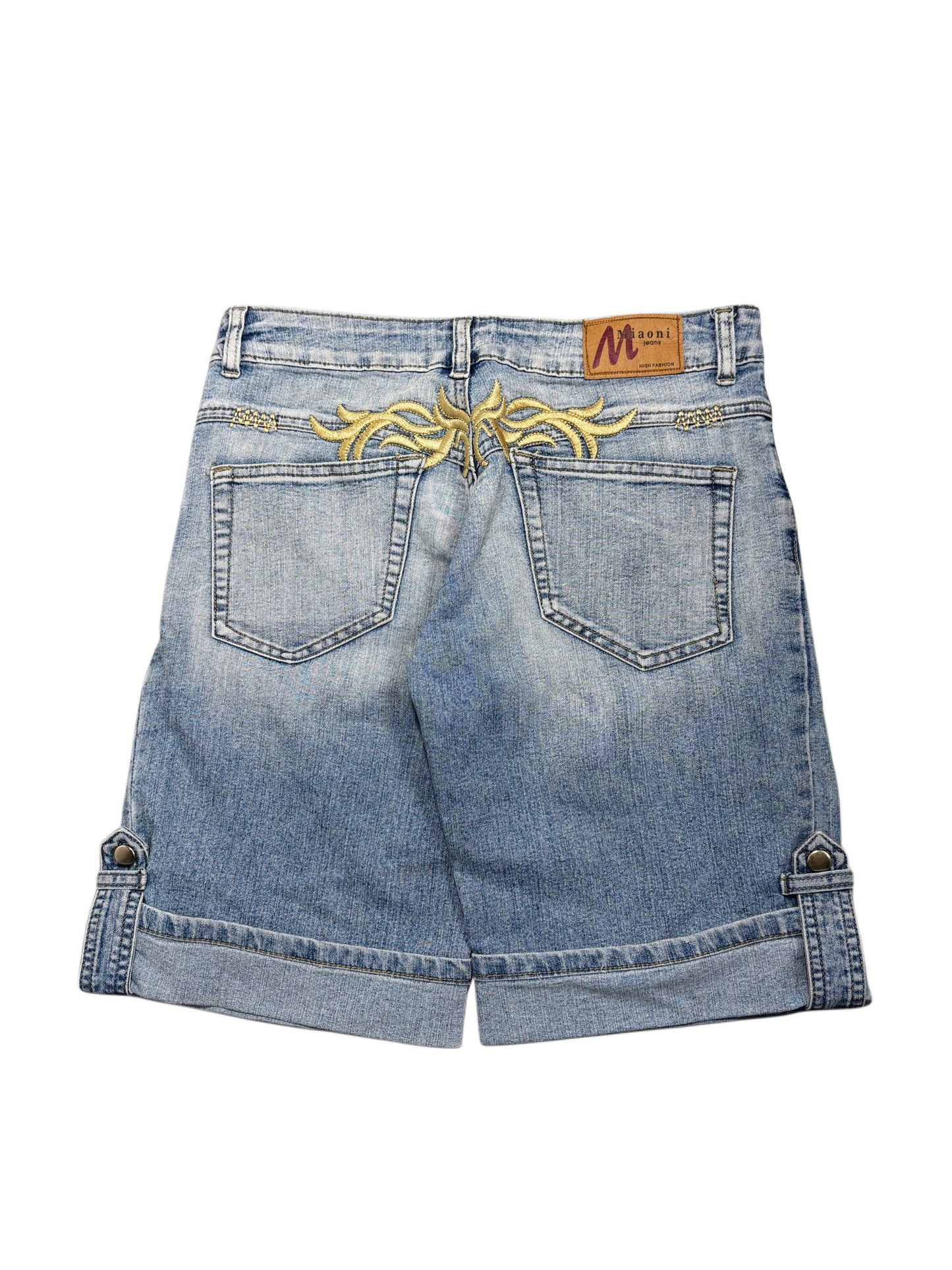 2000s Tribal women jorts