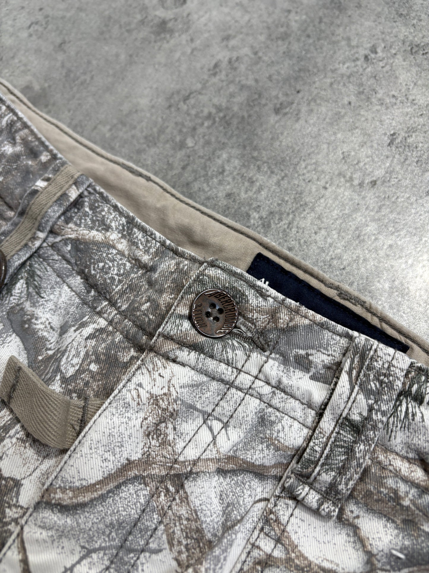 2000s Abercrombie Realtree baggy pants