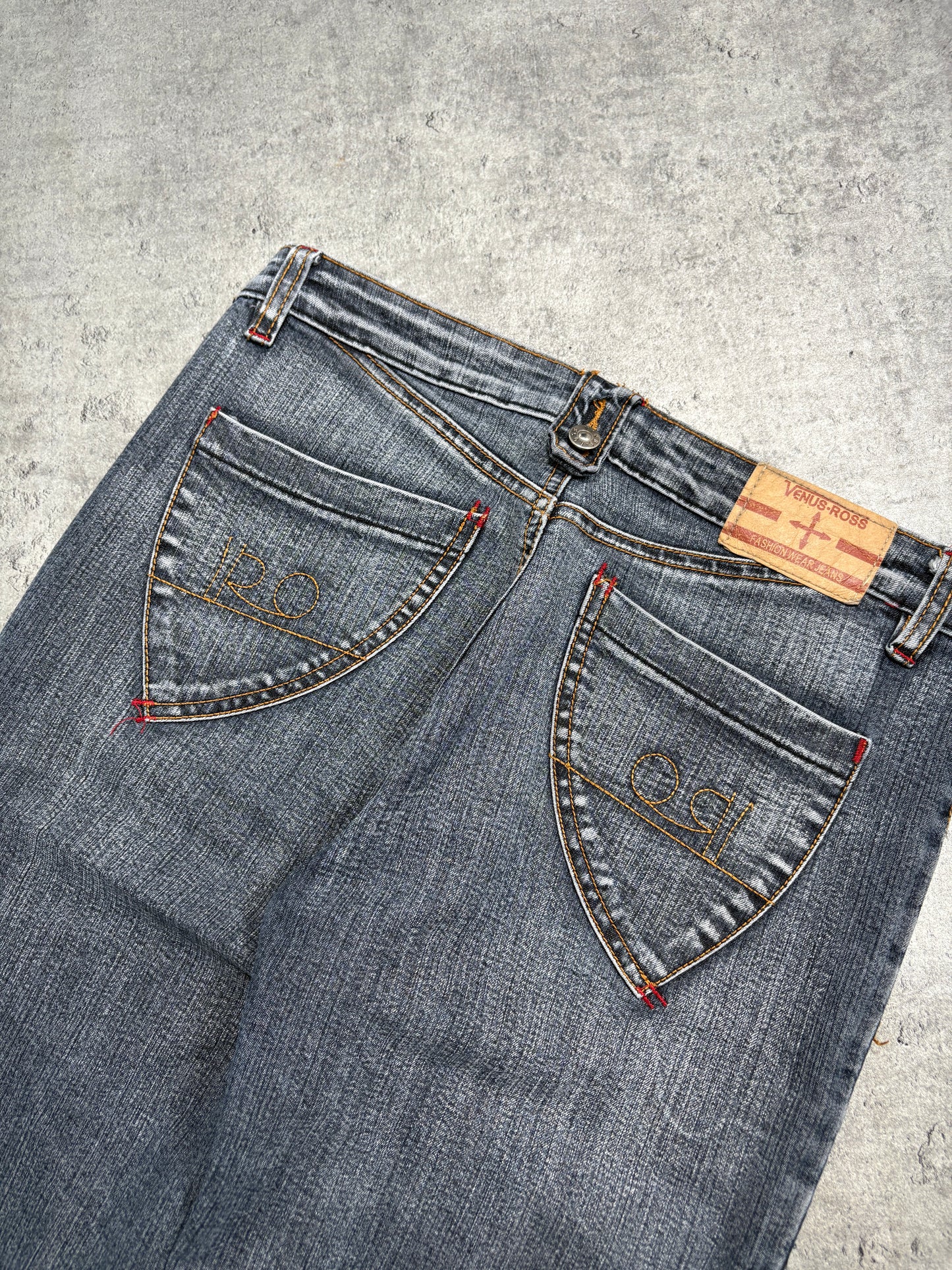 2000s Flare jeans washed