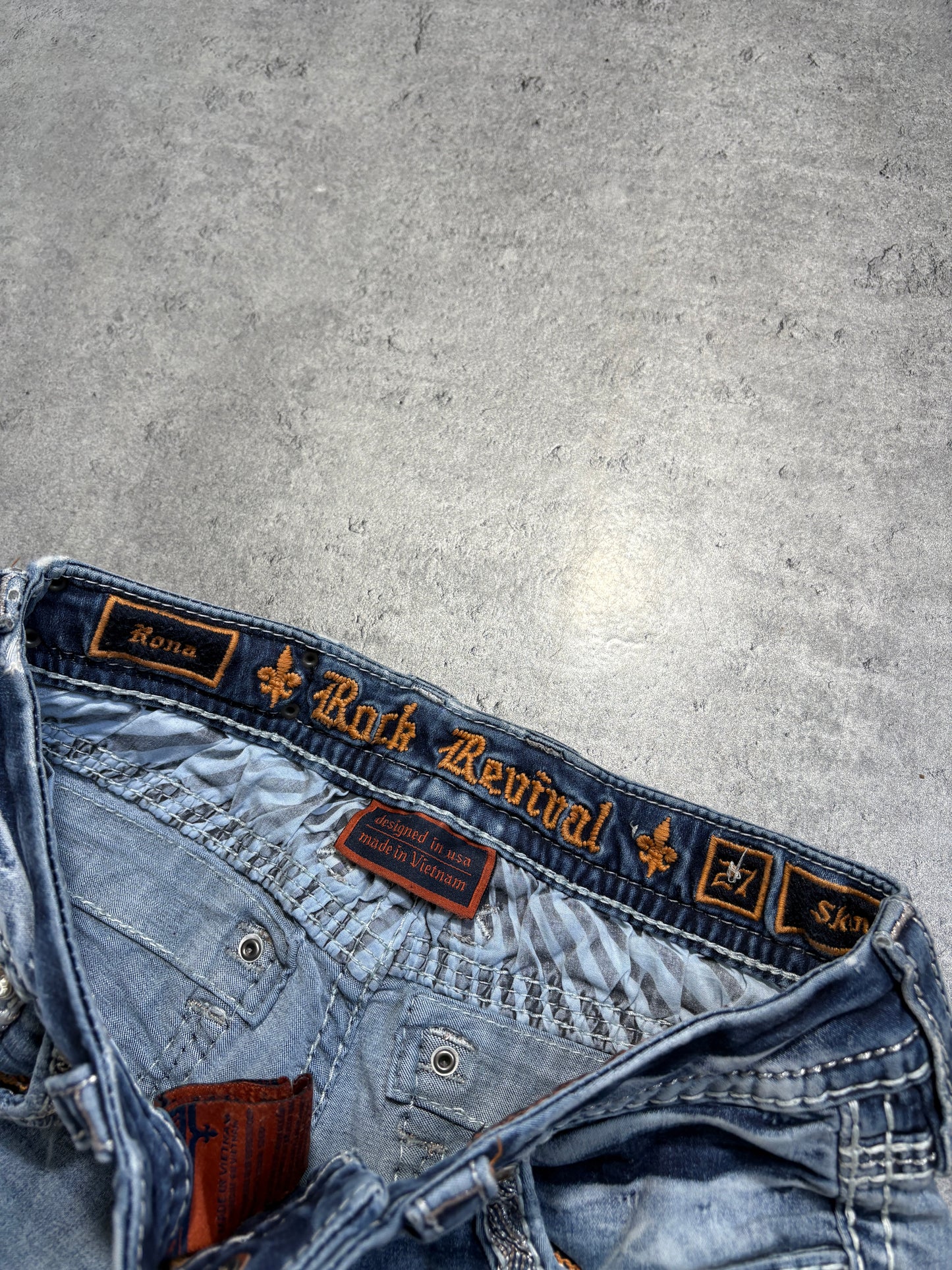 2000s Rock Revivial skinny jeans light blue