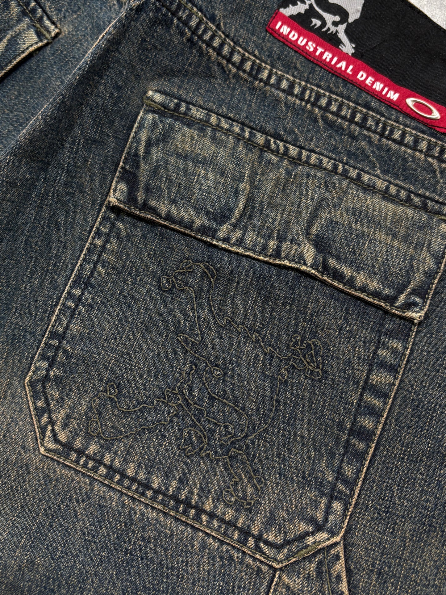 2000s *RARE* OAKLEY SKULL JEANS Y2K