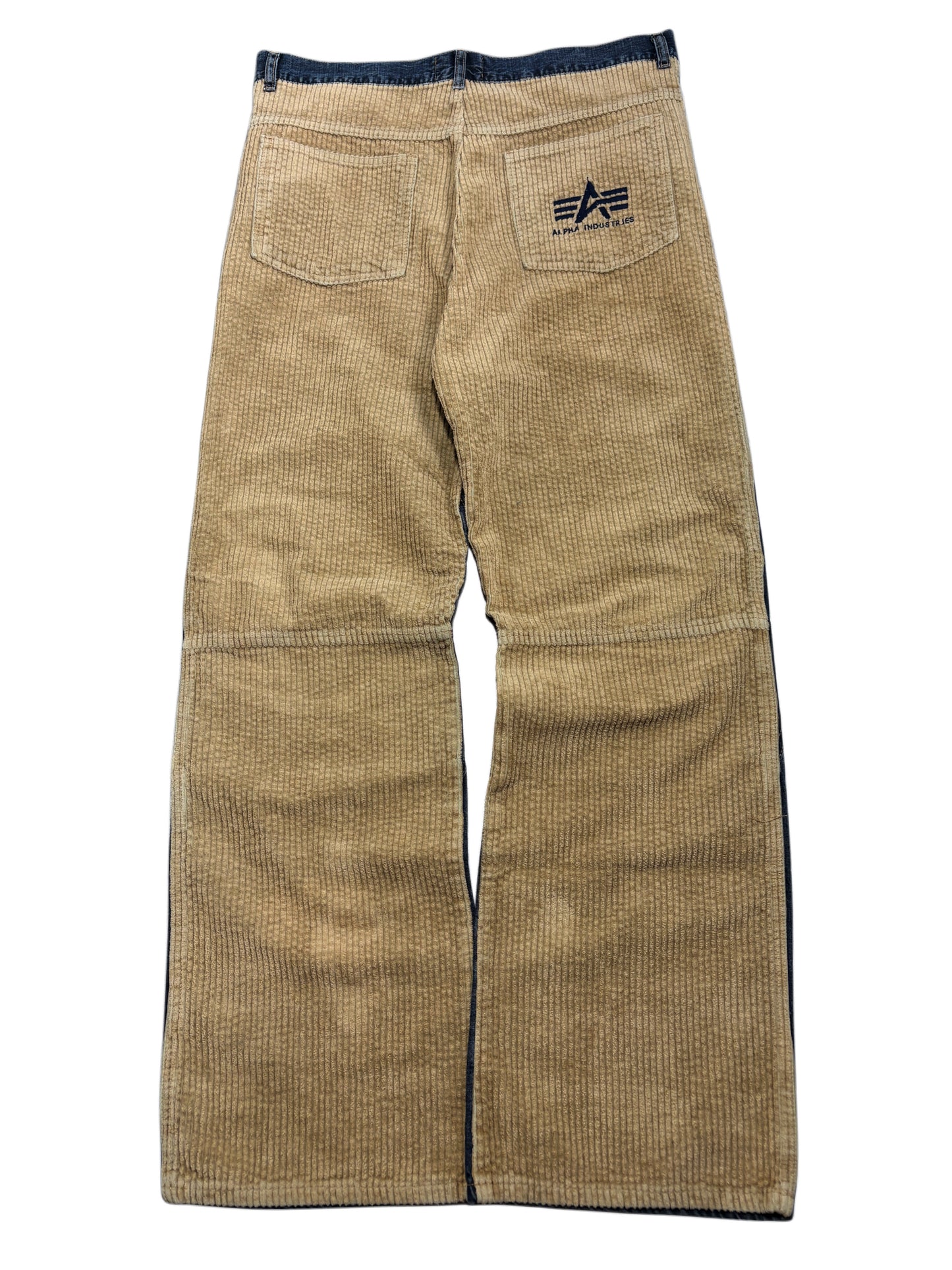 2000s *RARE* Alpha Inudstires baggy jeans