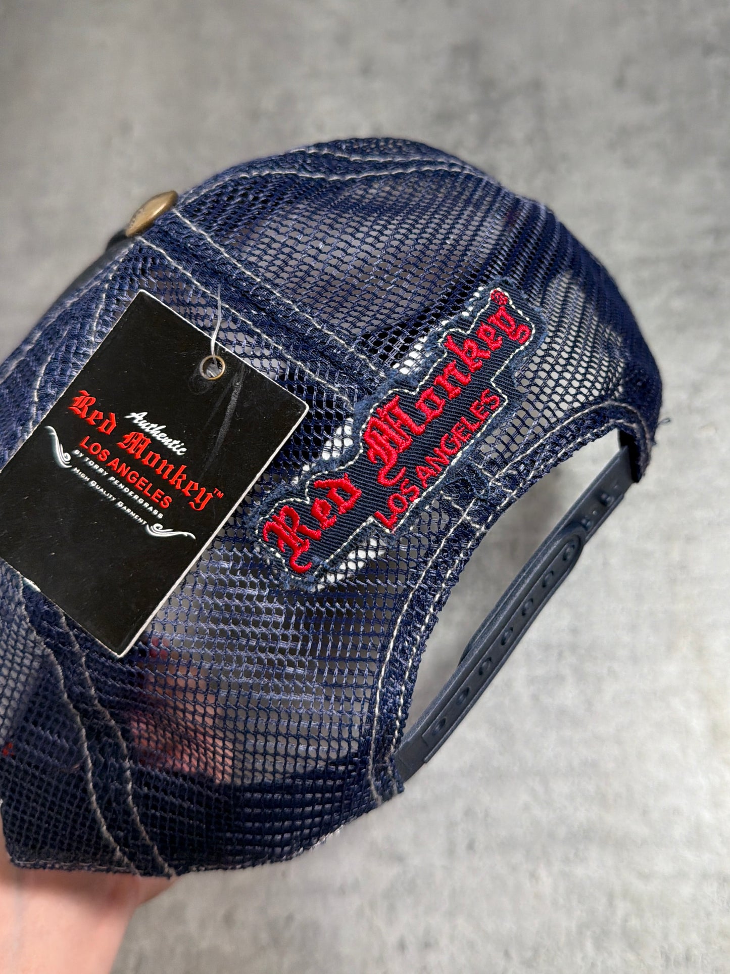2000s Trucker Cap Red monkey navy