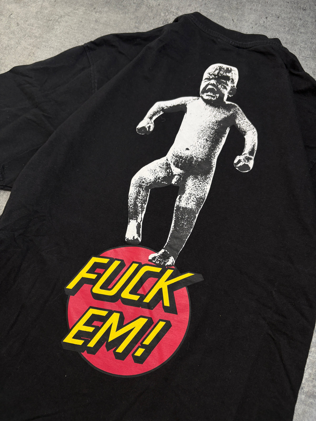 2000s Santa Cruz Fuck Em Skate T-shirt