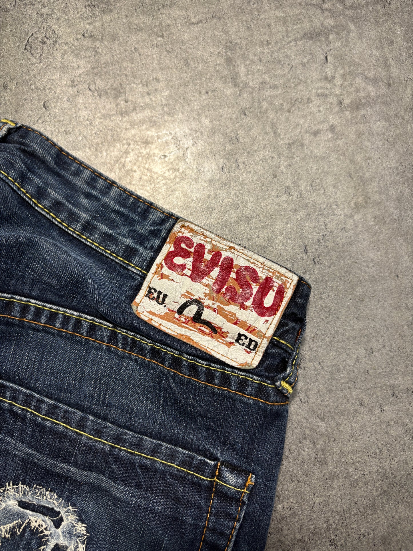 2000s Evisu Jorts