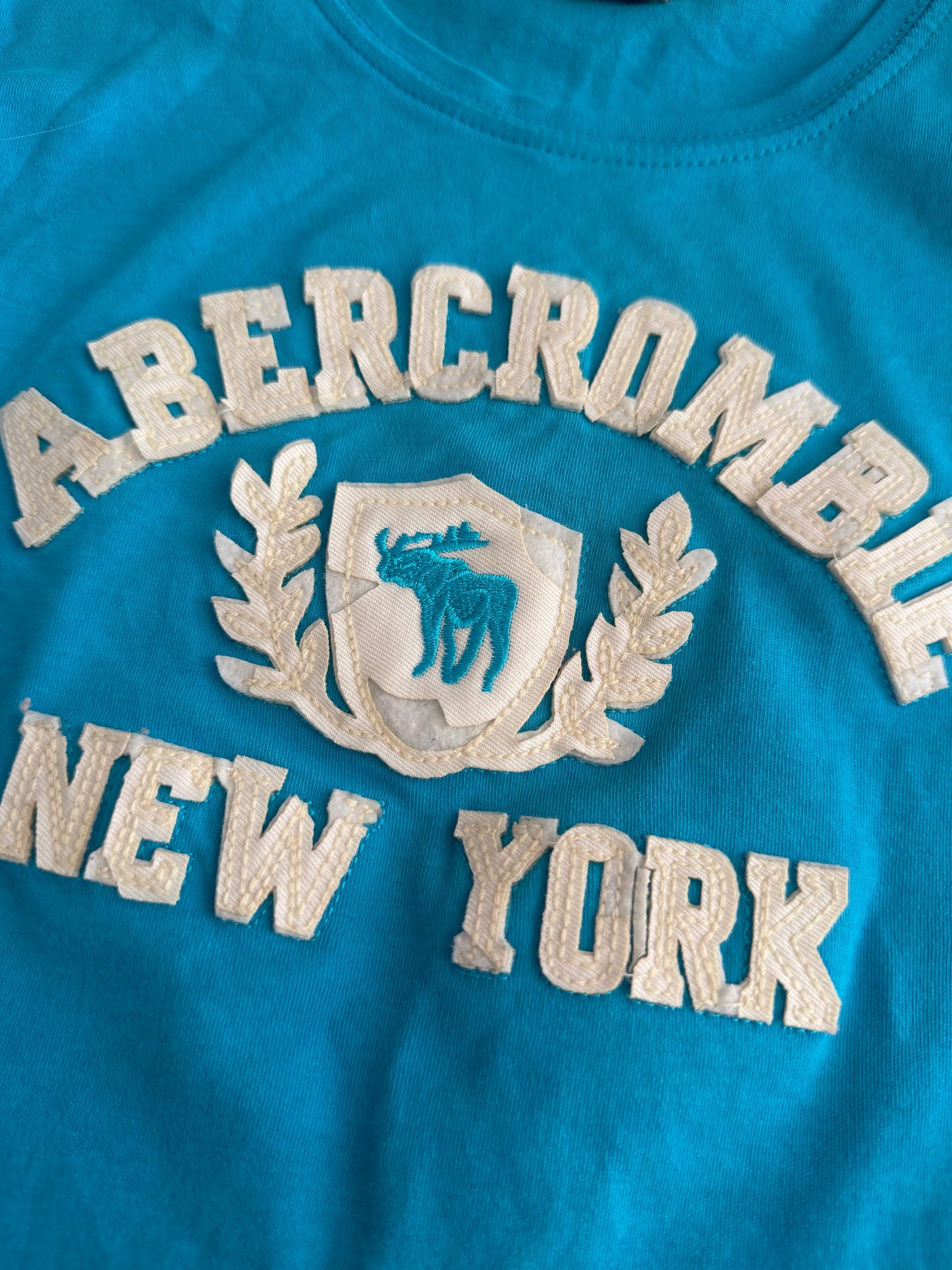 2000s Abercrombie & Fitch baby tee t-shirt