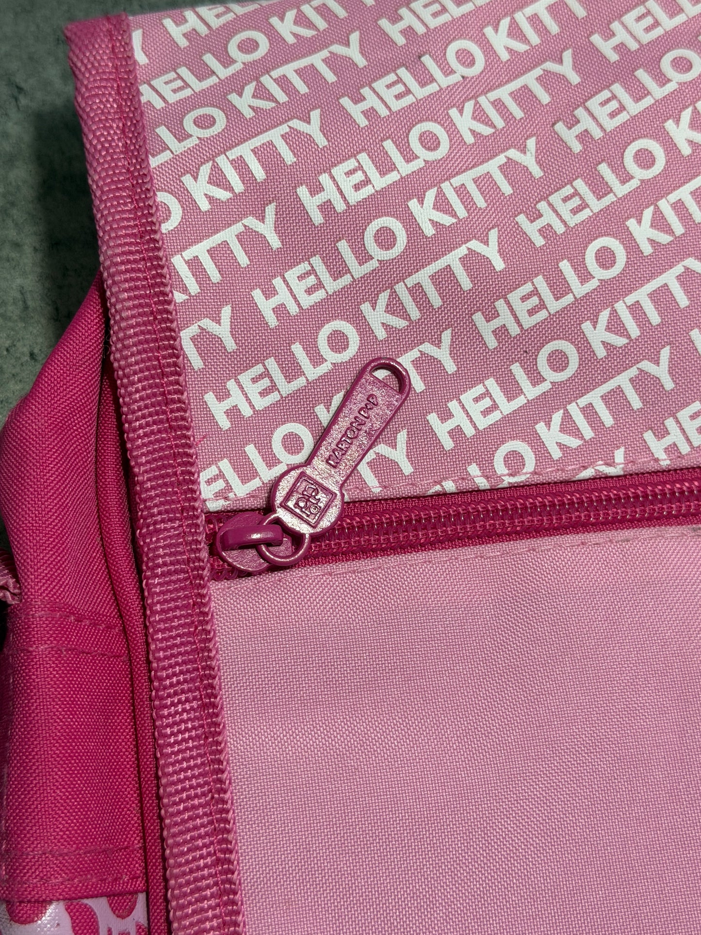2000s Hello Kitty Bag