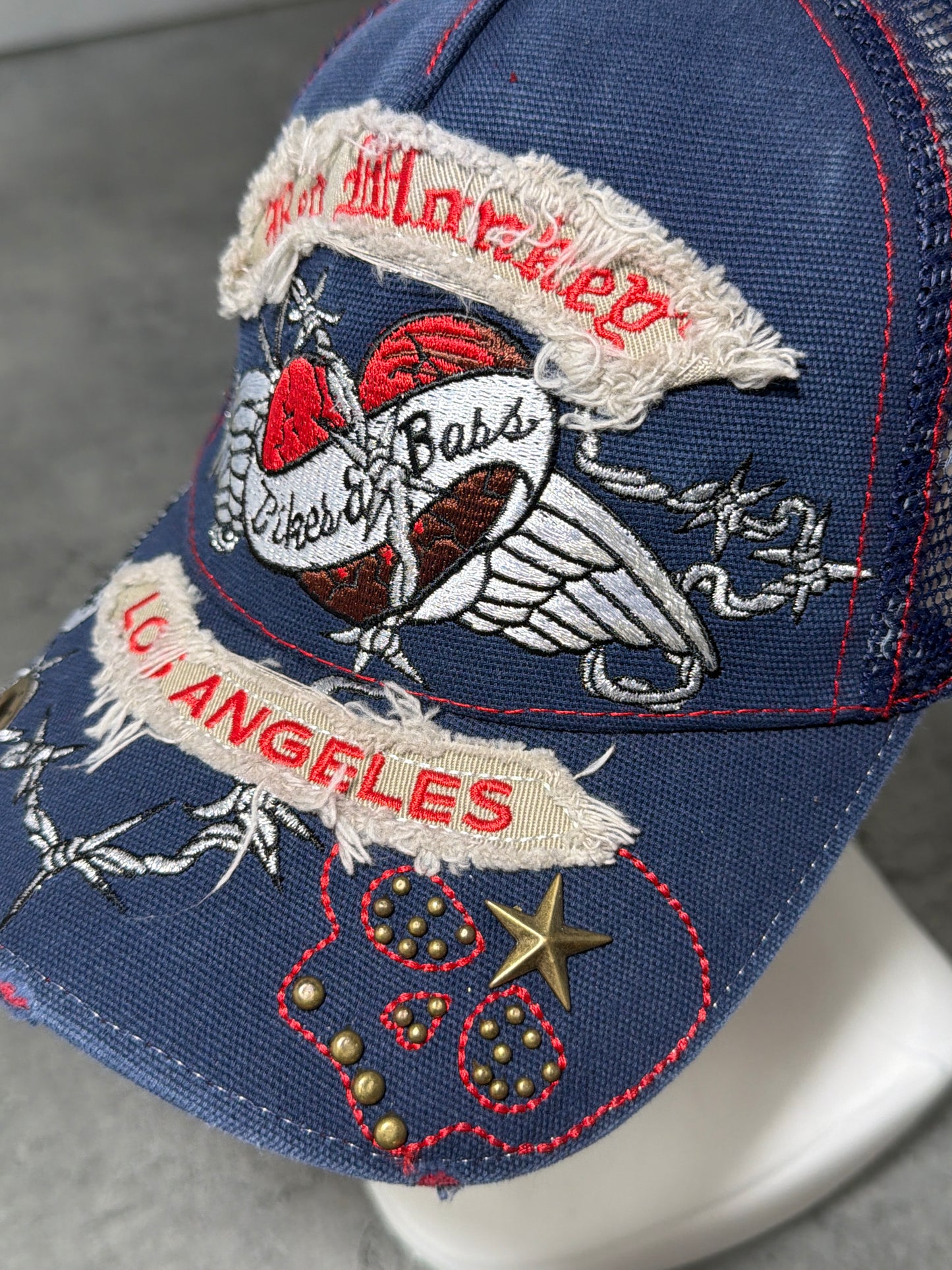 2000s Trucker Cap Red Monkey navy