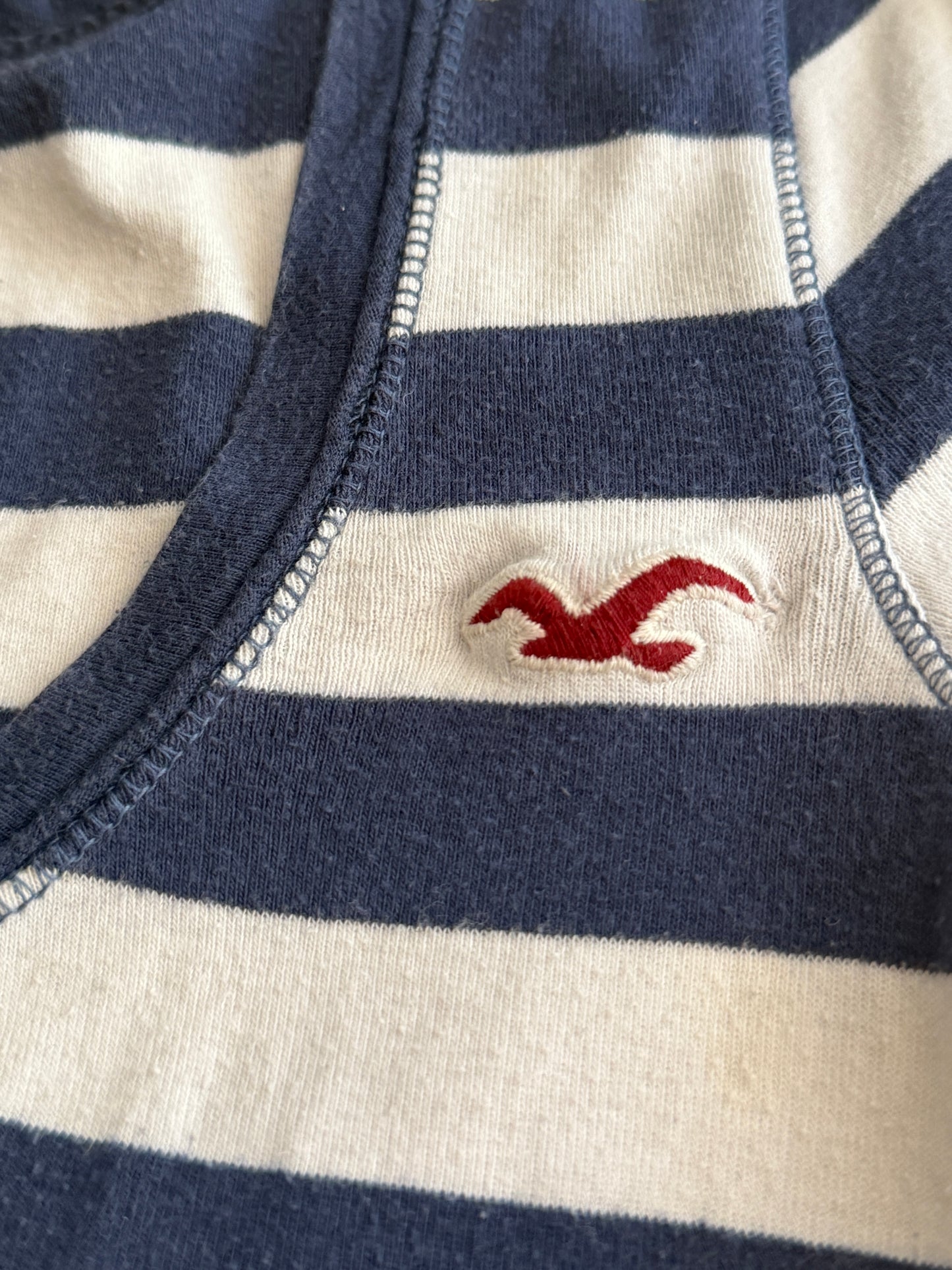 2000s Hollister stripes t-shirt