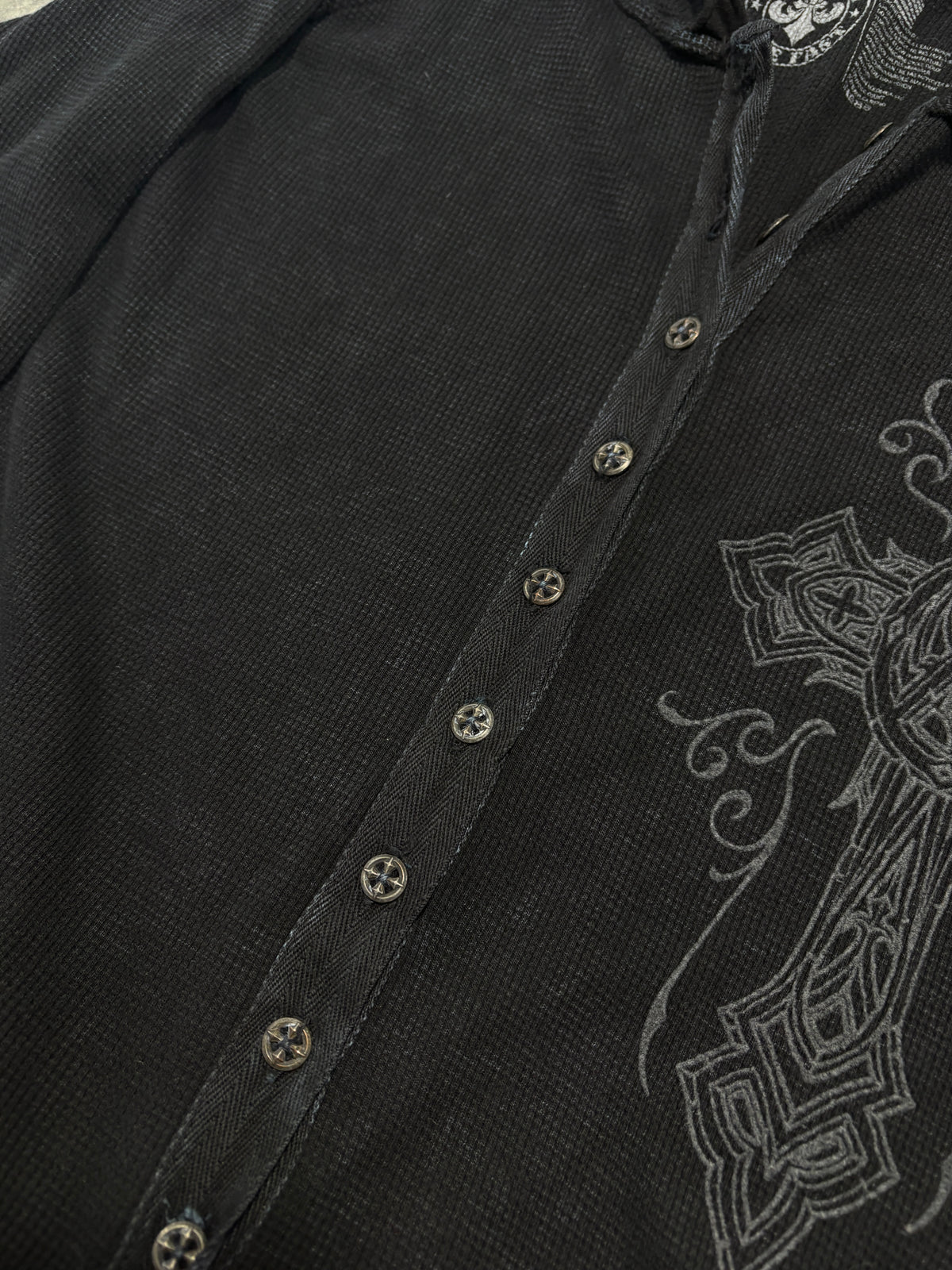 2000s *RARE* Affliction Washed Waffle Longsleeve hoodie Y2K