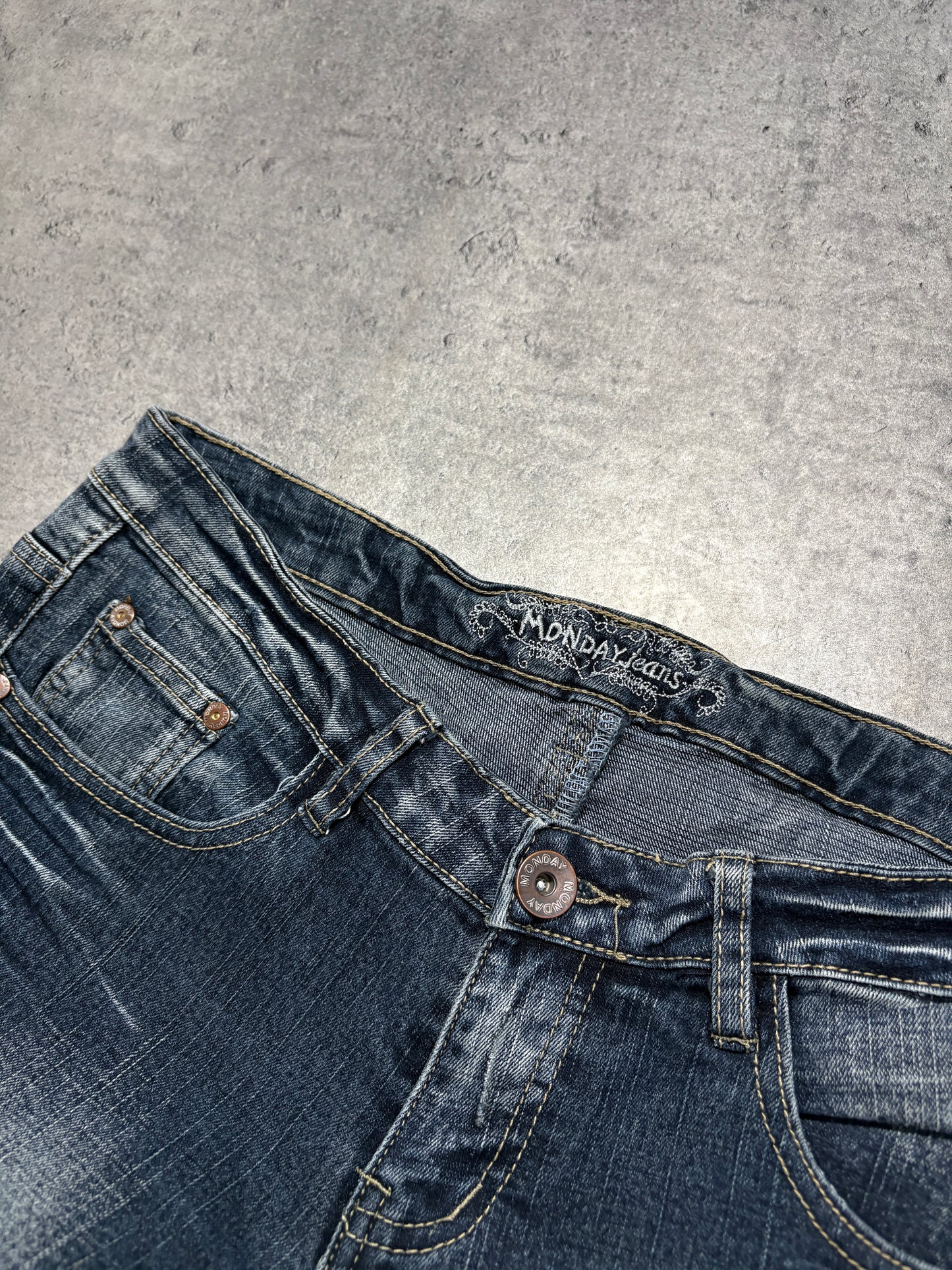 2000s Flare Crown Jeans Washed Dzwony Y2K