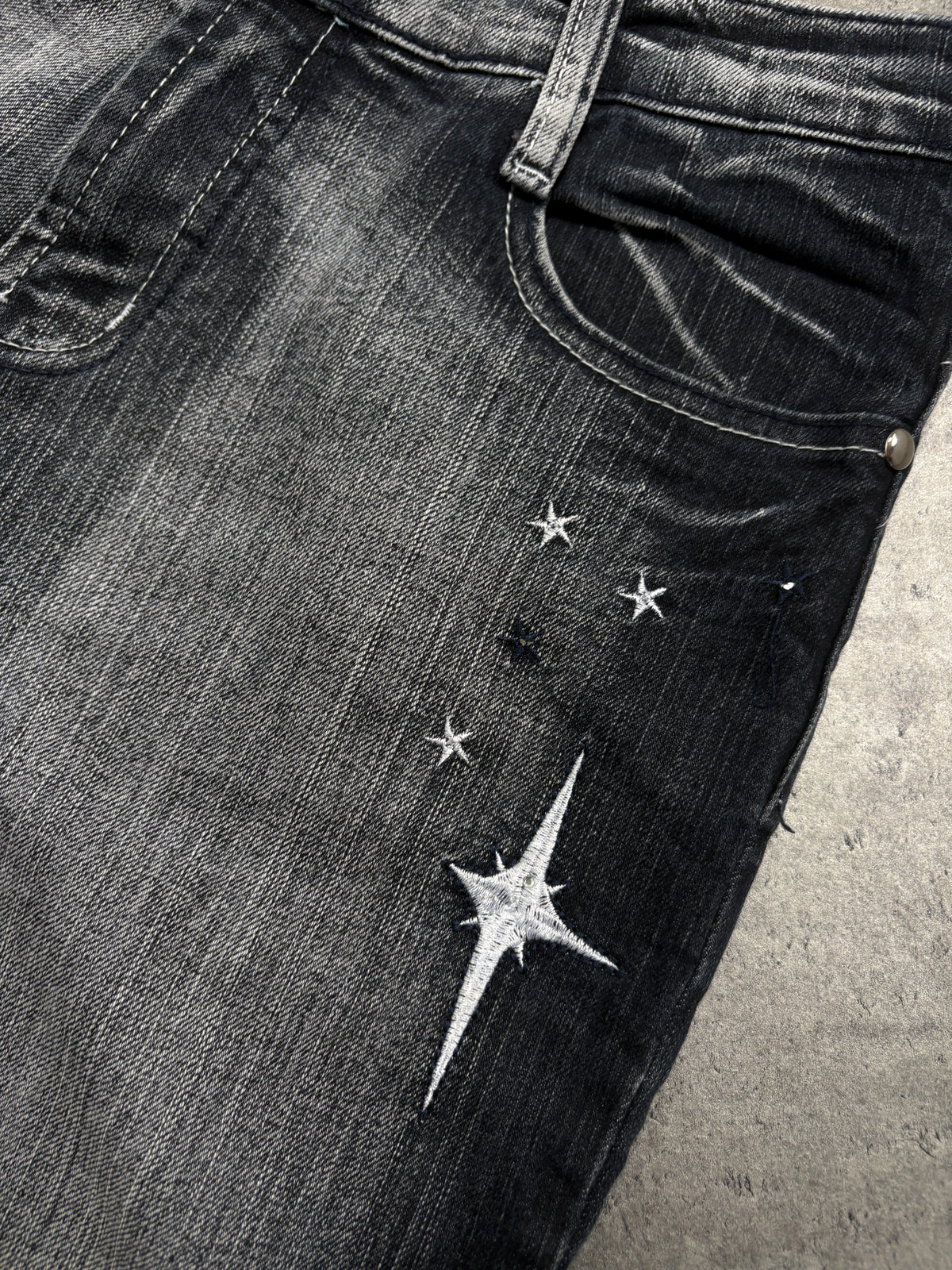 2000s Flare Tribal Y2K Washed Jeans