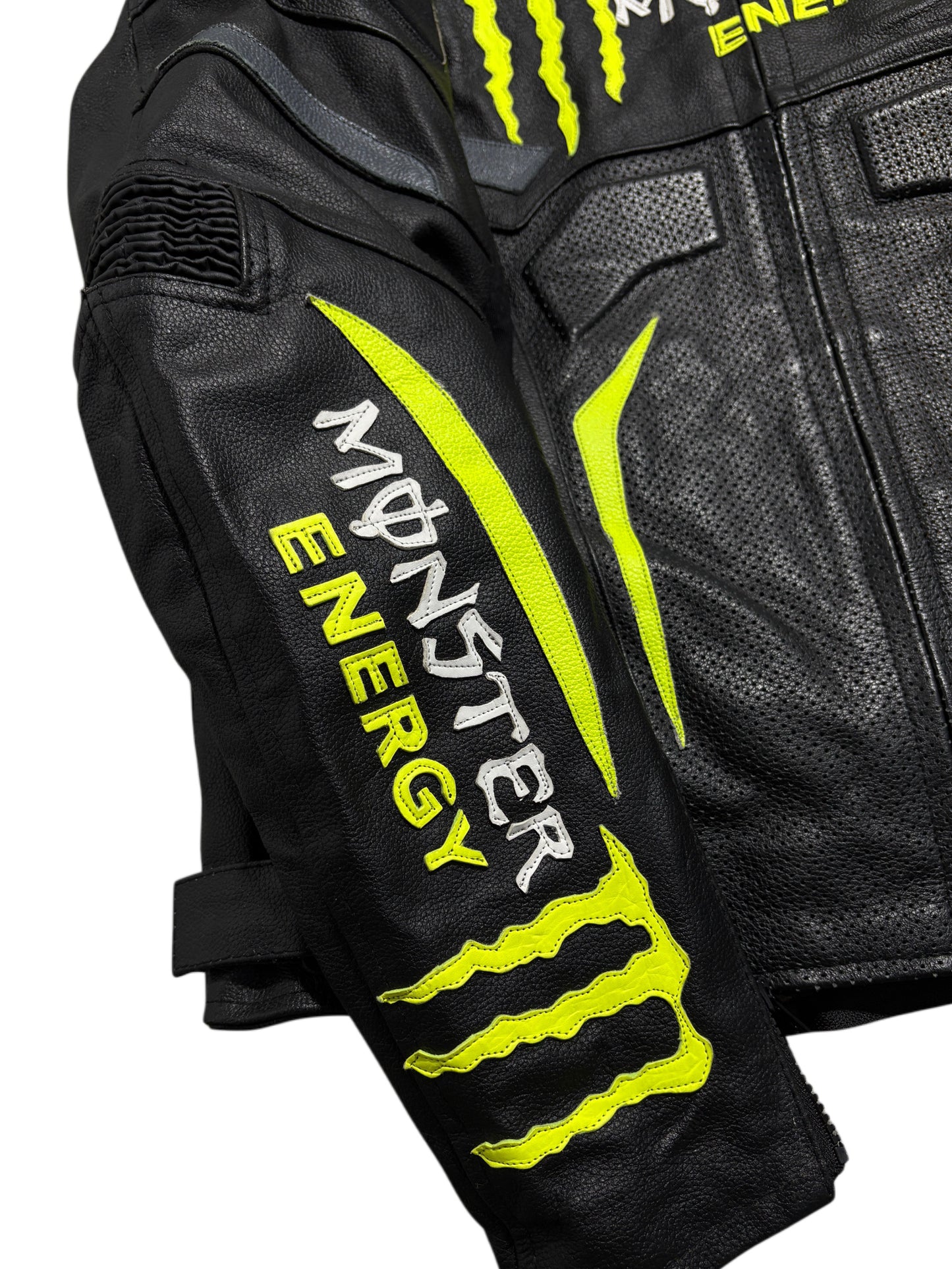 2000s *RARE* MONSTER ENERGY LEATHER BIKER JACKET ☣️