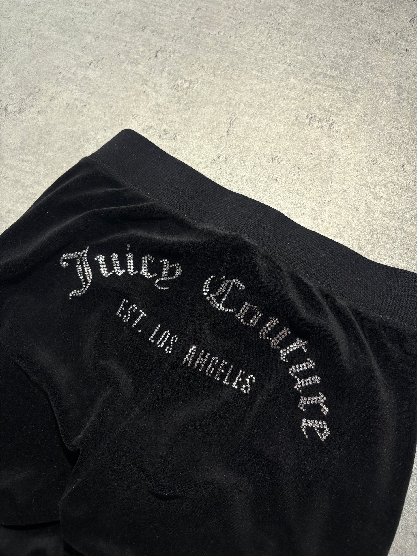 Juicy Couture welur black rhinestones pants