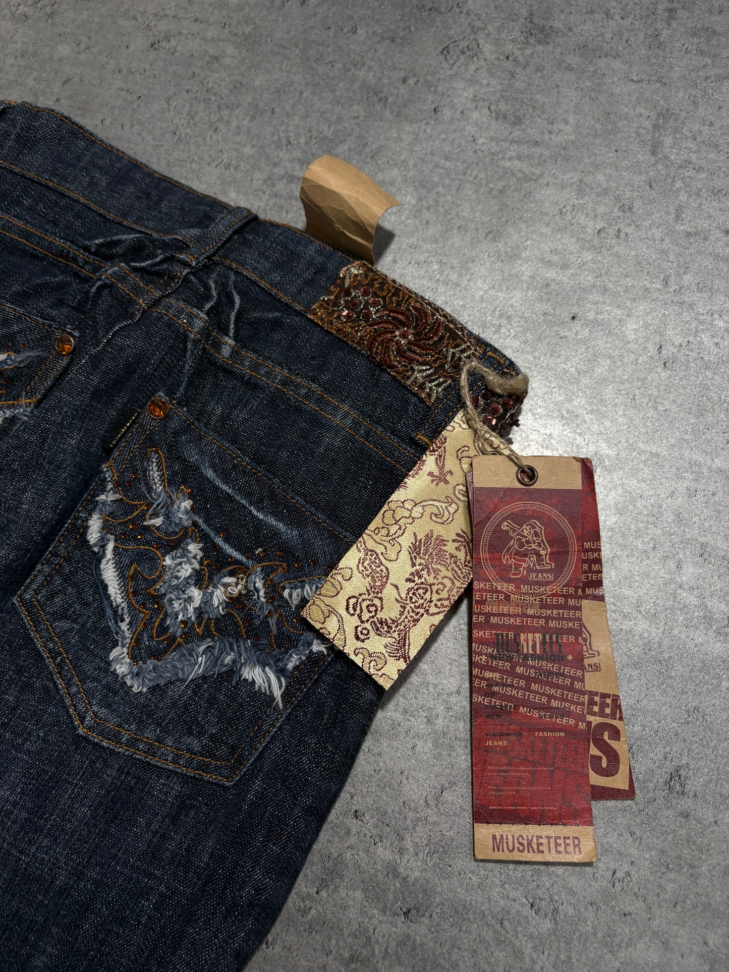 2000s Musketeer Flare Dark Distressed Y2k Jeans