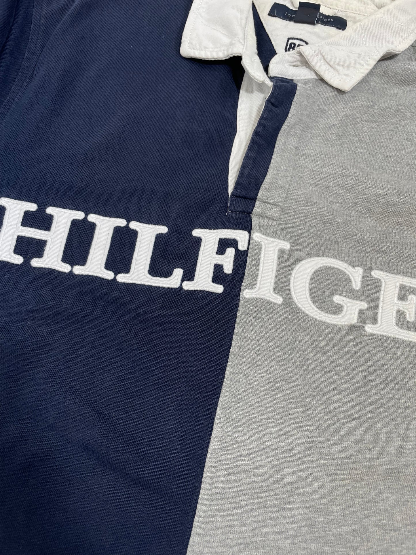 2000s Tommy Hilfiger polo tee