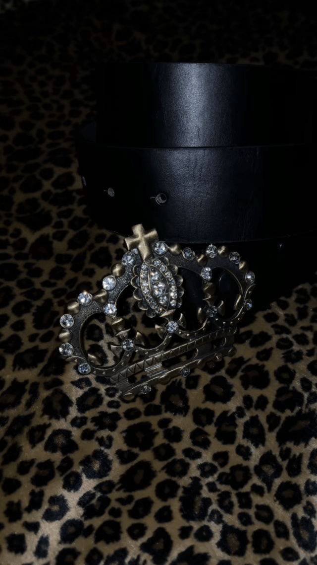 2000s Crown Gold Belt Pasek